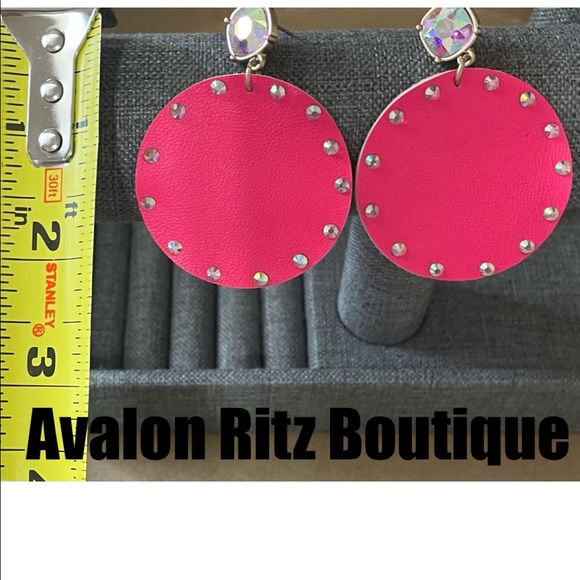 💕🎉JUST IN! Leather Pink Earrings with Iridescent Crystals - Picture 2 of 2
